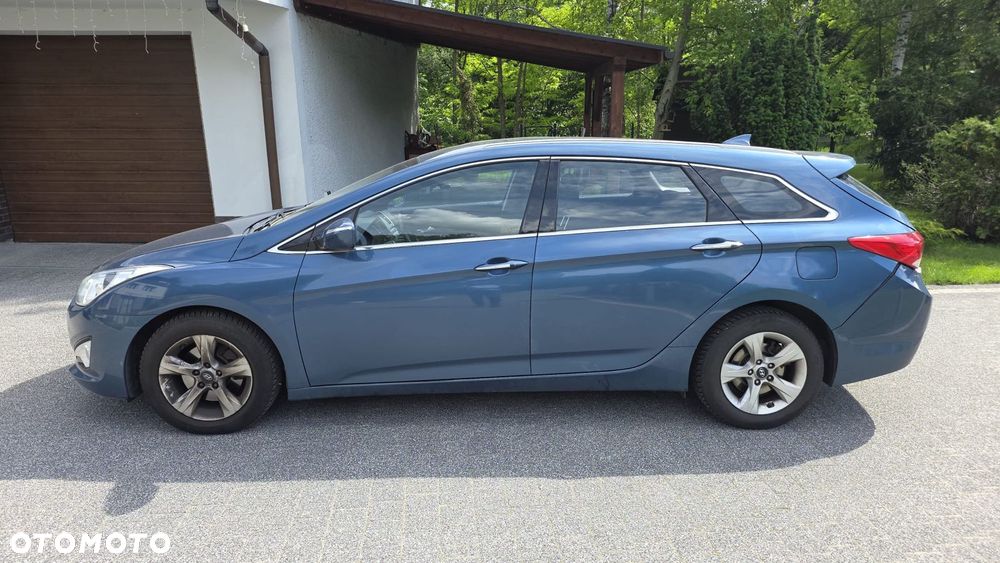 Hyundai i40 1.7 CRDi Comfort + - 17