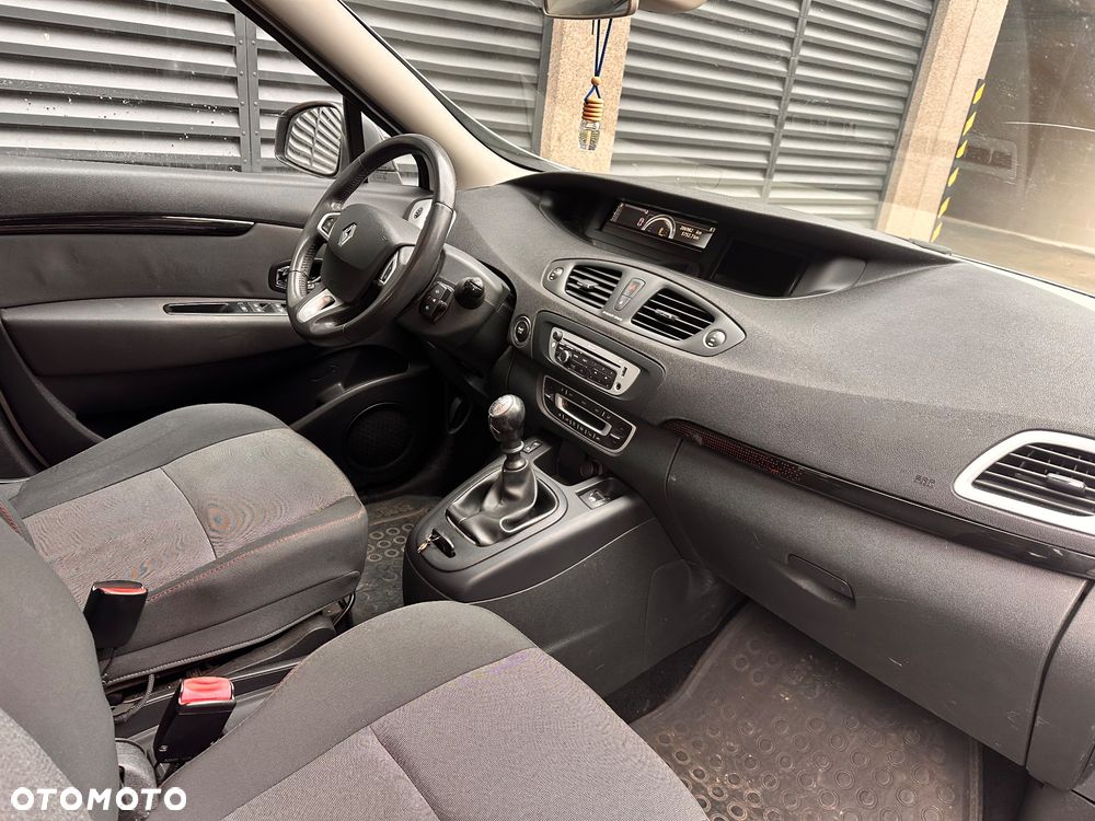 Renault Scenic - 6
