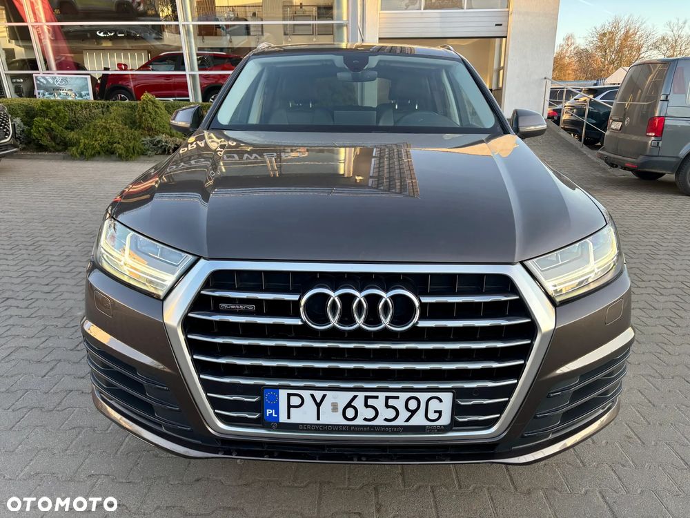 Audi Q7 - 16