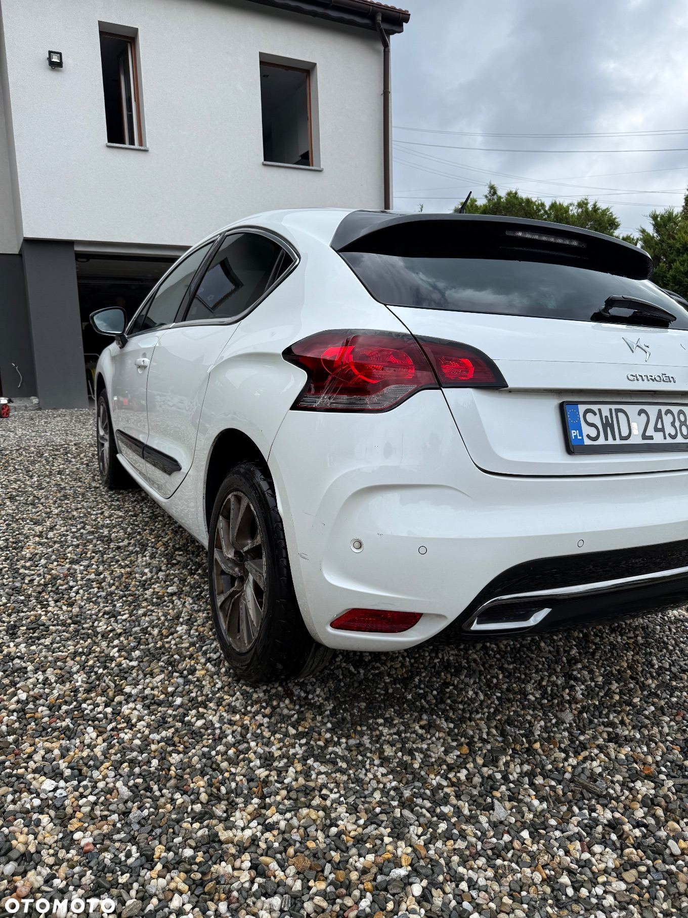 Citroën DS4 1.6 THP SoChic MCP - 4