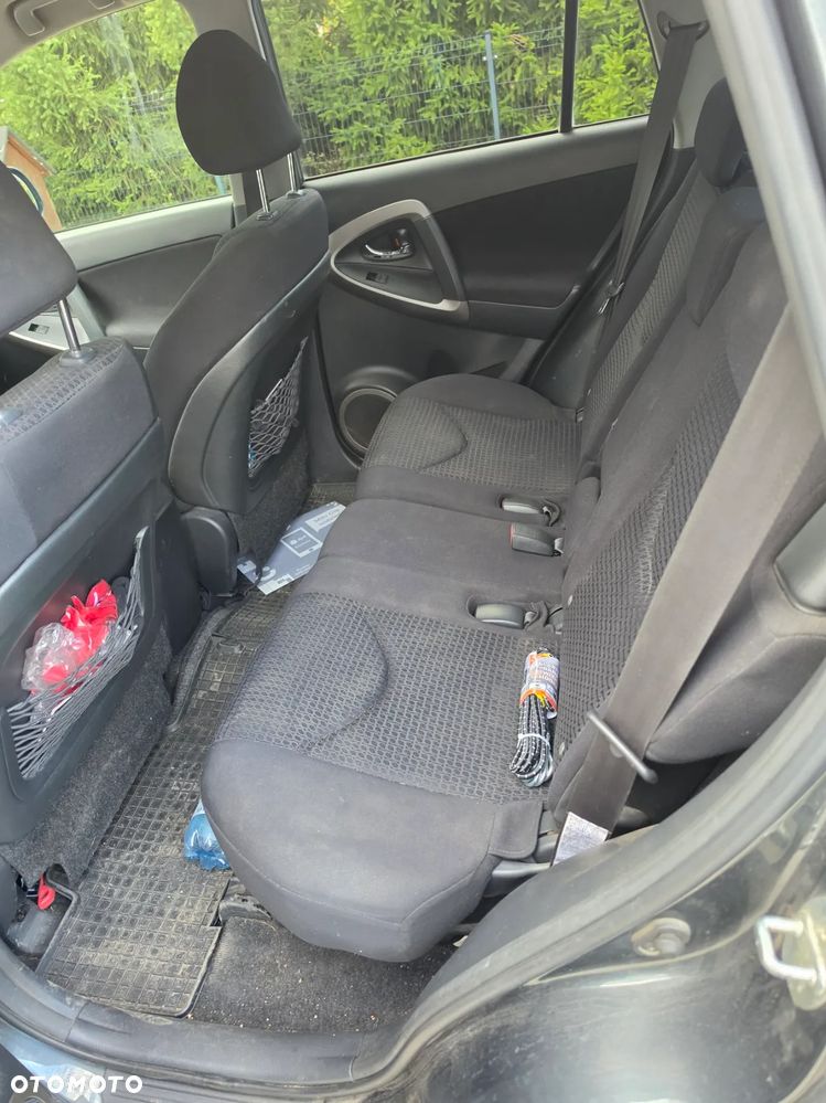 Toyota RAV4 2.2 D-4D Premium - 6