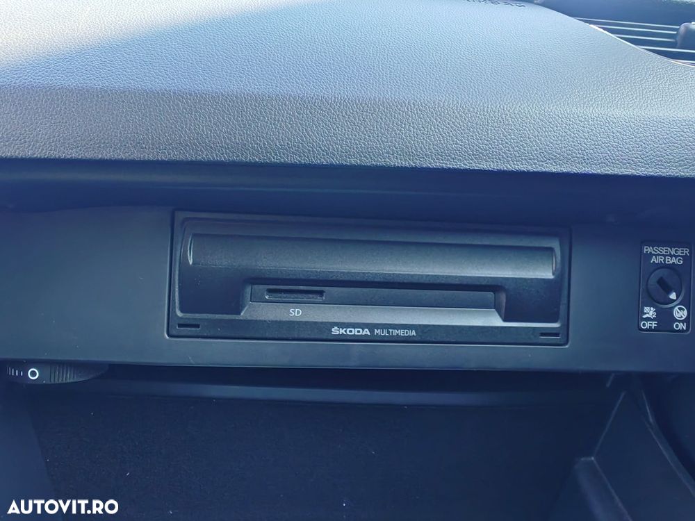 Skoda Octavia 1.6 TDI DSG Style - 15