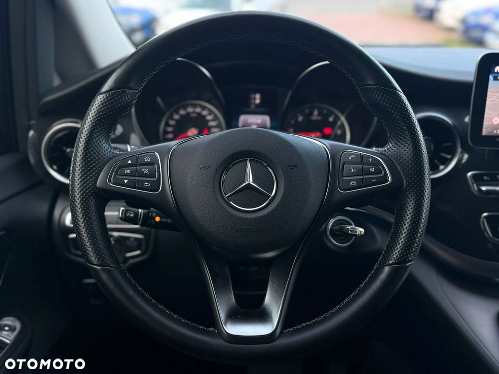 Mercedes-Benz Klasa V 220 d 4-Matic Avantgarde 9G-Tronic (długi) - 16