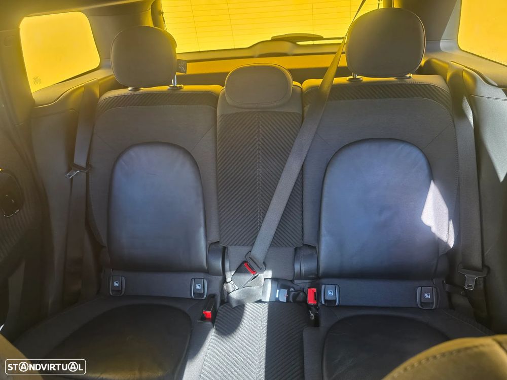 MINI Countryman Cooper D Auto - 9