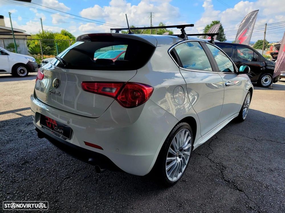 Alfa Romeo Giulietta - 7