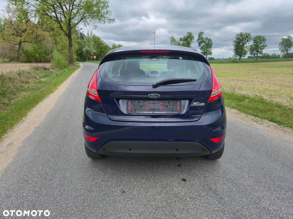 Ford Fiesta 1.25 Trend - 12