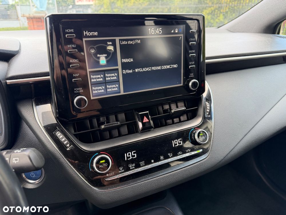 Toyota Corolla 1.8 Hybrid Comfort - 14