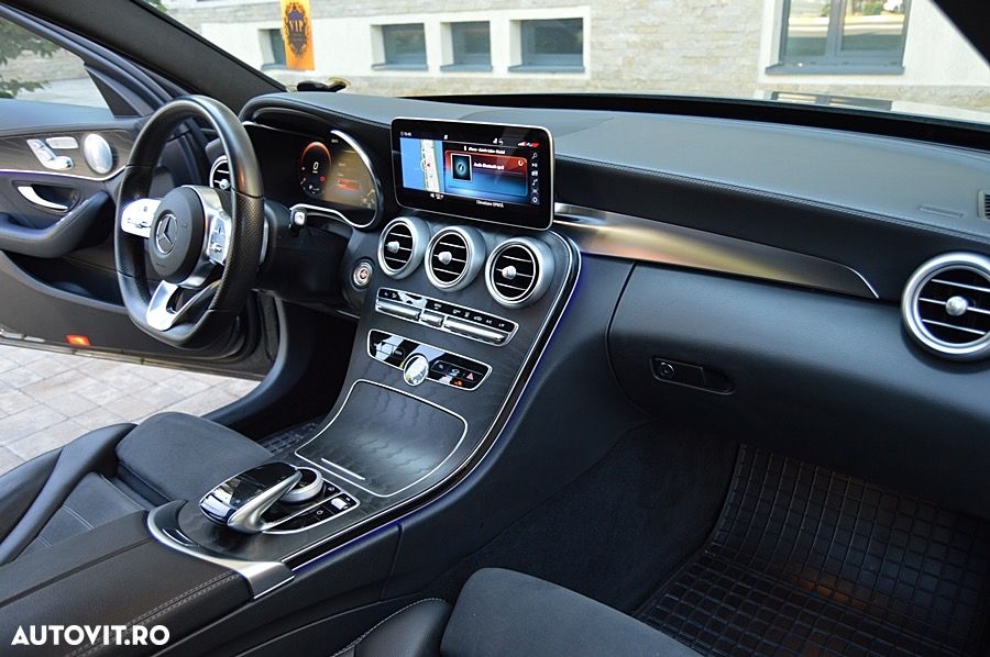 Mercedes-Benz C 300 e 4MATIC 9G-TRONIC AMG Line - 20
