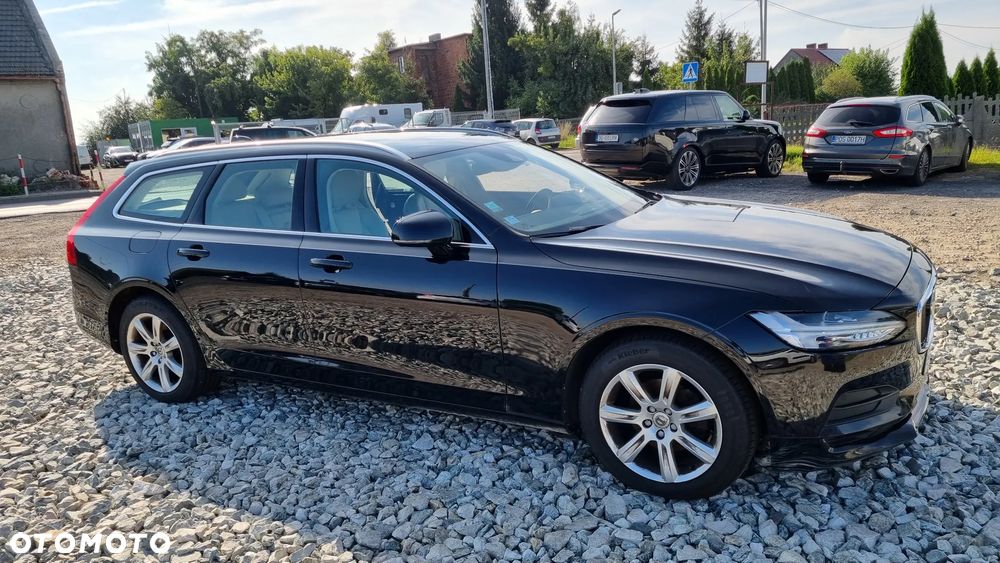 Volvo V90 D4 Geartronic Momentum Pro - 1