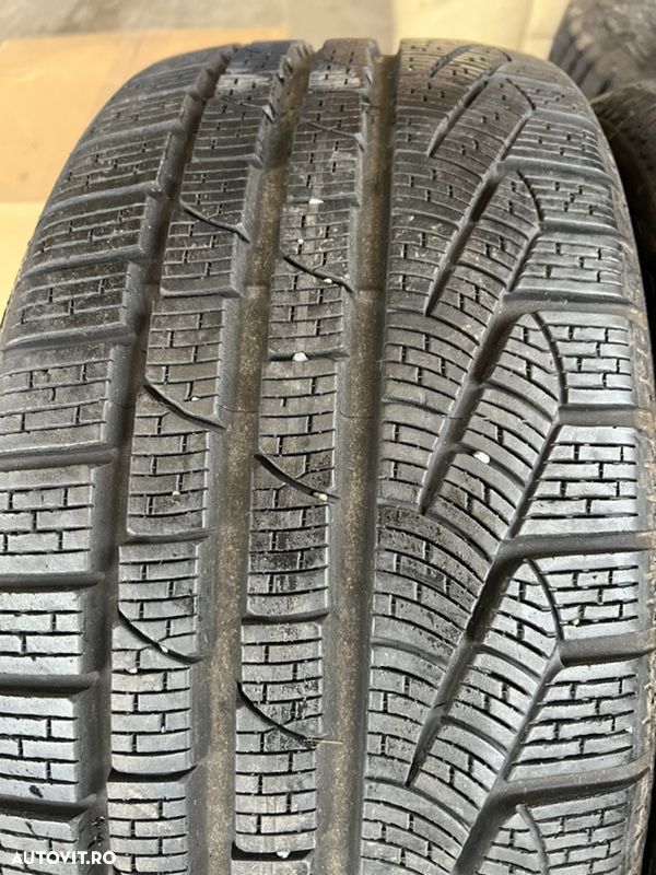 vând 4 anvelope 235/35/20 pirelli de iarnă ca noi - 5