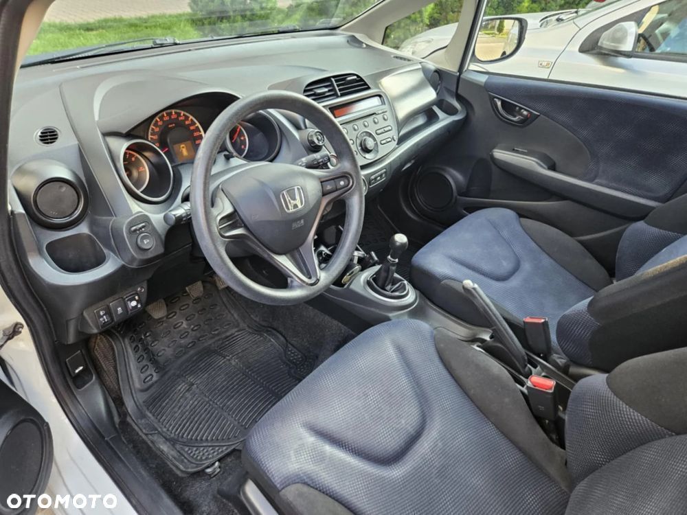 Honda Jazz 1.2 Base - 13