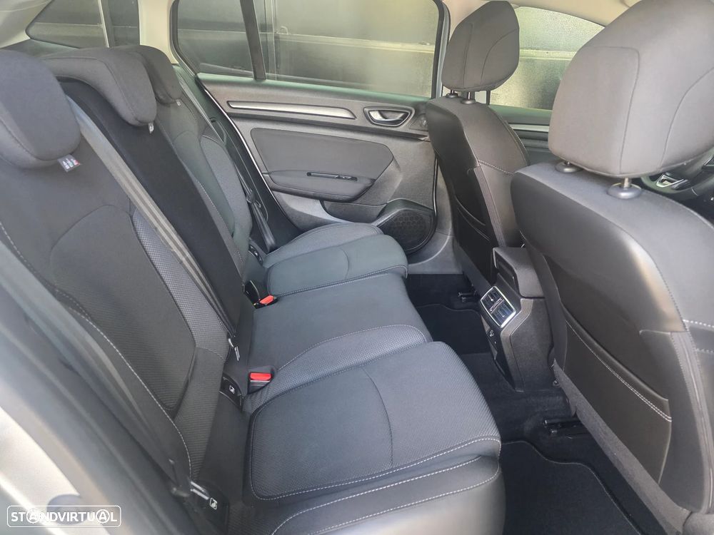 Renault Mégane Sport Tourer BLUE dCi 115 EDC EQUILIBRE - 38