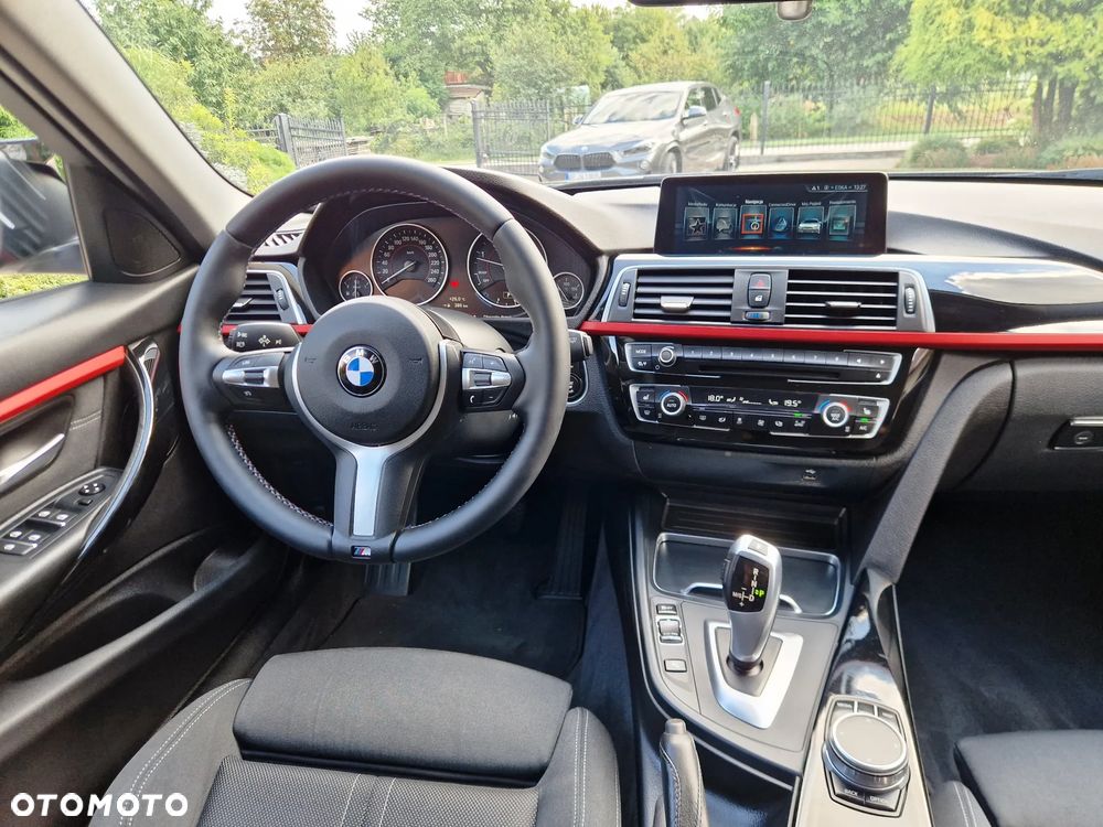 BMW Seria 3 320d xDrive Sport Line - 19