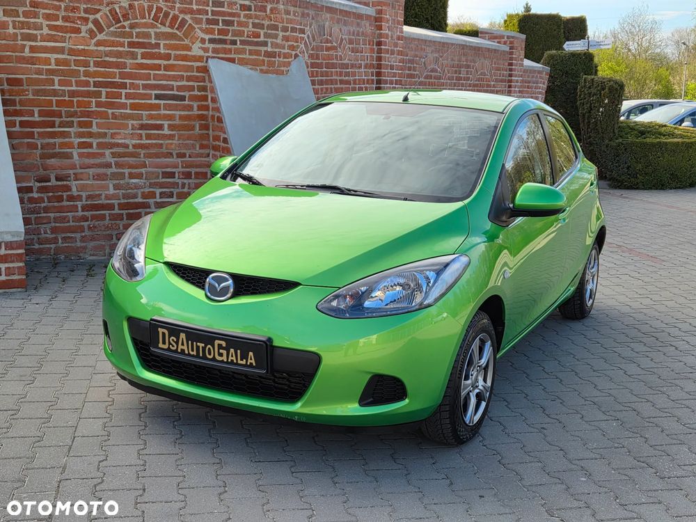 Mazda 2 - 3
