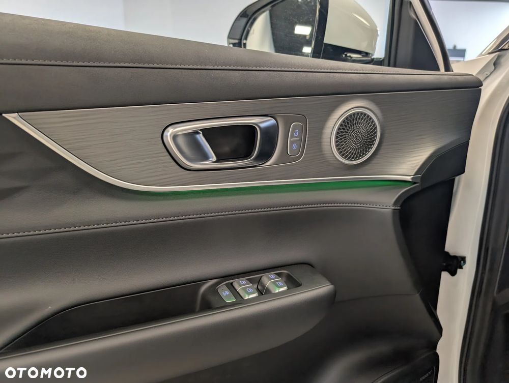 Chery Tiggo 8 1.5 T-GDI Super Hybrid Prestige DCT - 13