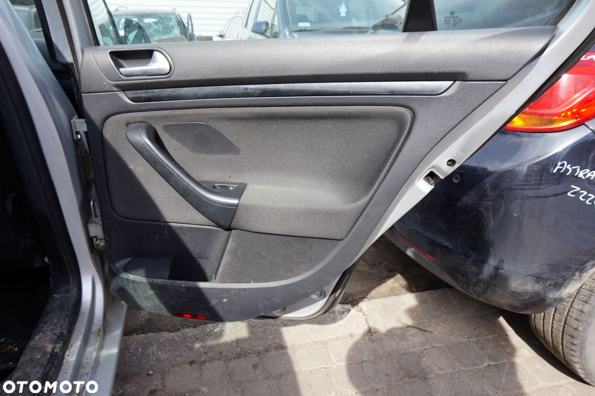 DRZWI TYLNE PRAWE JETTA V SEDAN LA7W  SREBRNY VOLKSWAGEN 2005-2011 - 6
