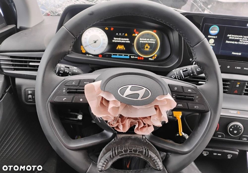 Hyundai i20 - 12