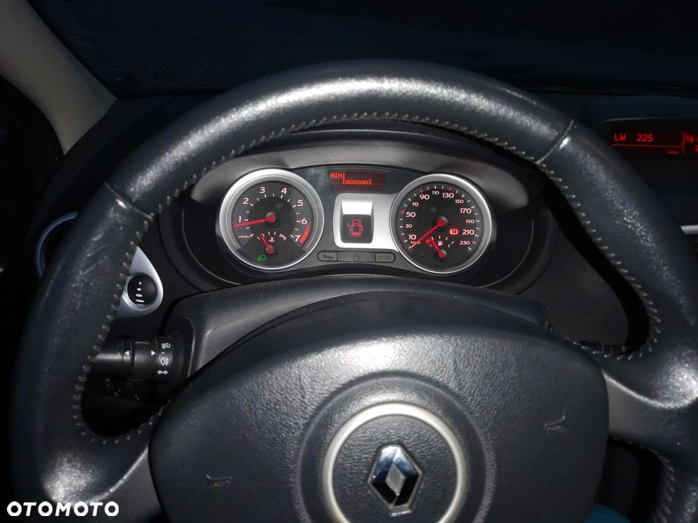Renault Clio 1.2 16V 75 Dynamique - 23