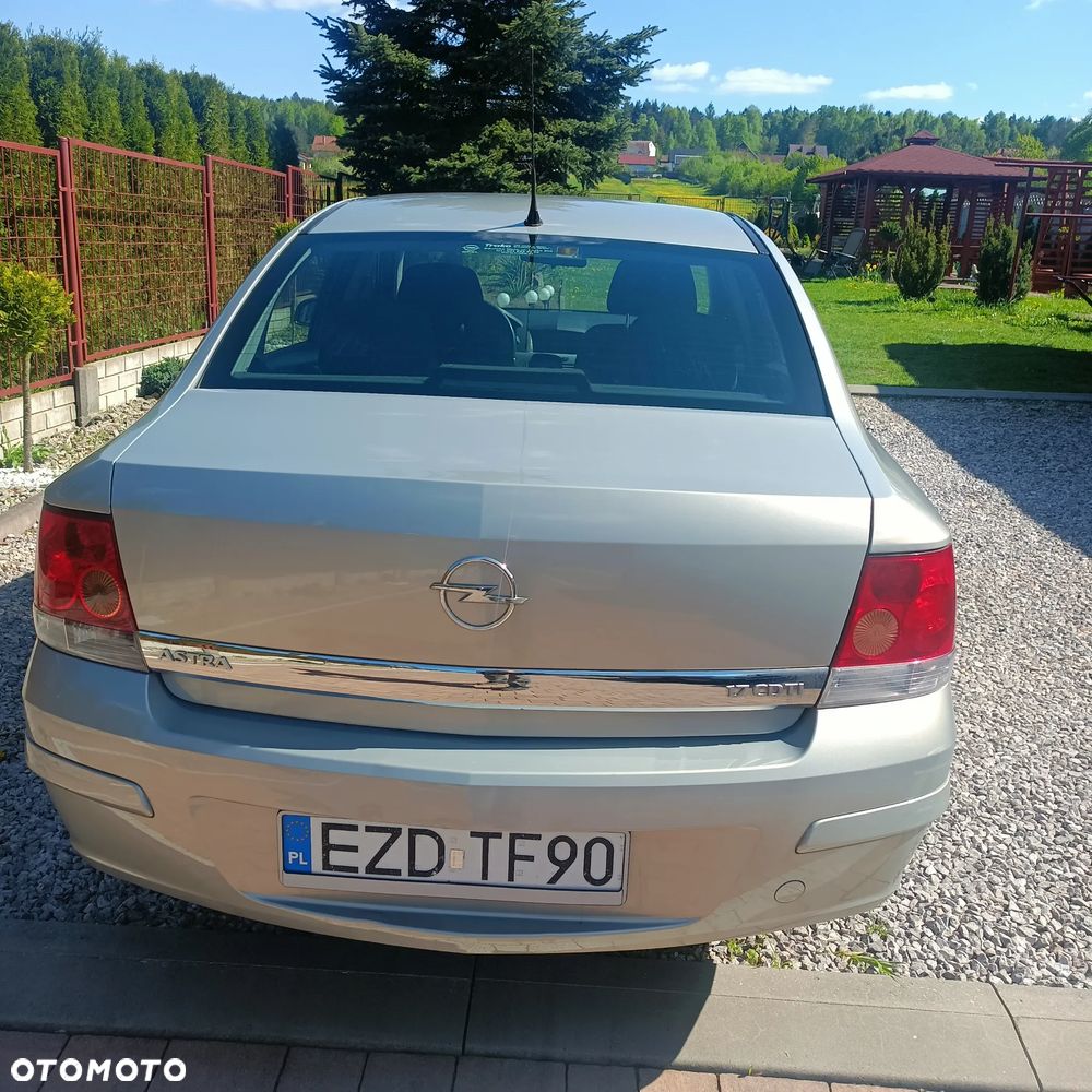 Opel Astra 1.7 CDTI Enjoy - 4