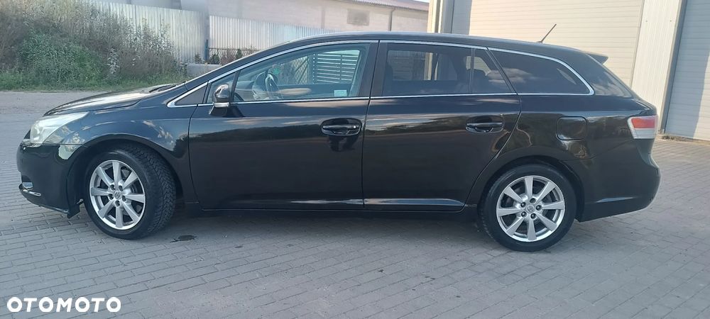 Toyota Avensis 2.2 D-4D Sol plus Premium - 3