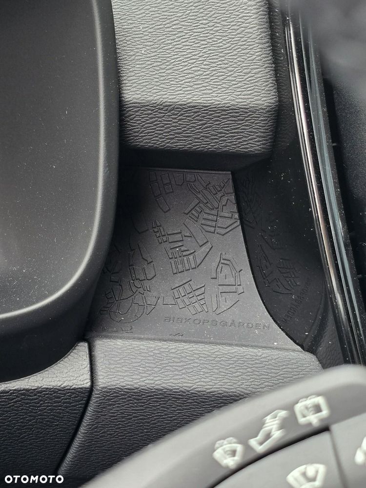 Volvo XC 40 - 15