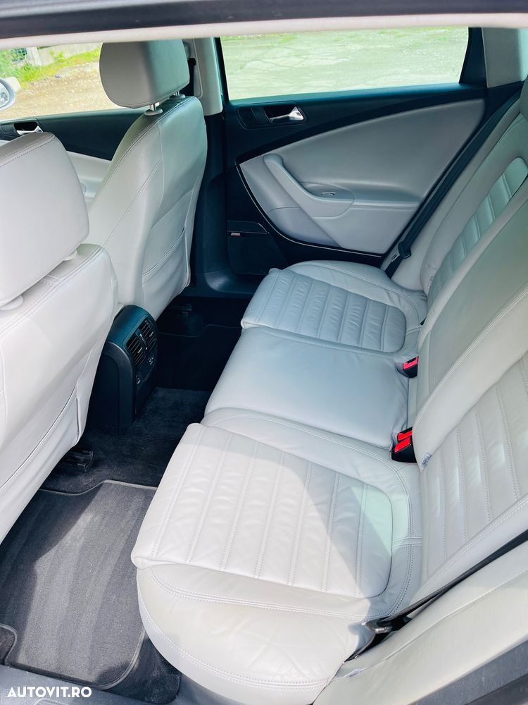 Volkswagen Passat 2.0 TDI DSG Comfortline - 16