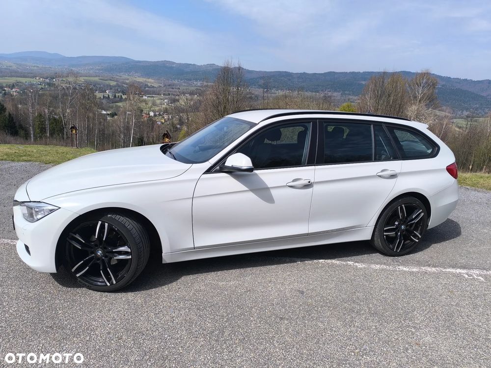 BMW Seria 3 318d xDrive - 3