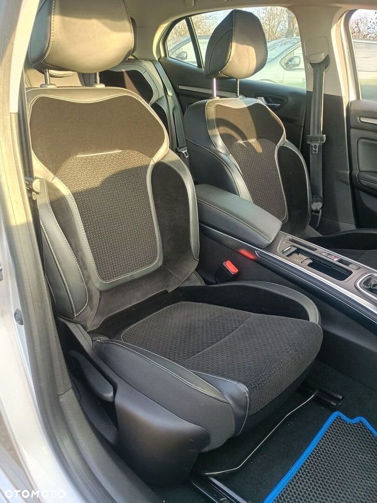 Renault Megane 1.3 TCe FAP Intens - 10