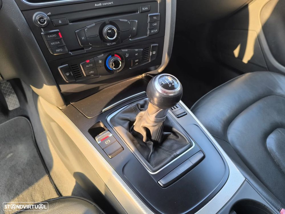 Audi A4 Allroad 2.0 TDI quattro Advance - 36