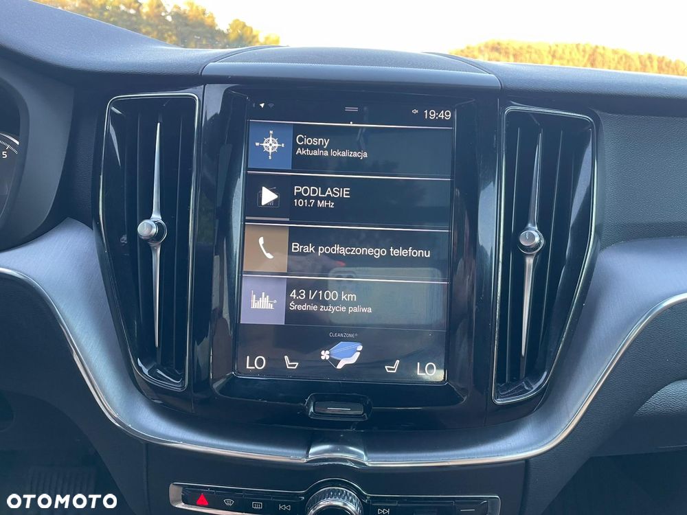 Volvo XC 60 T5 AWD Drive-E Momentum - 6