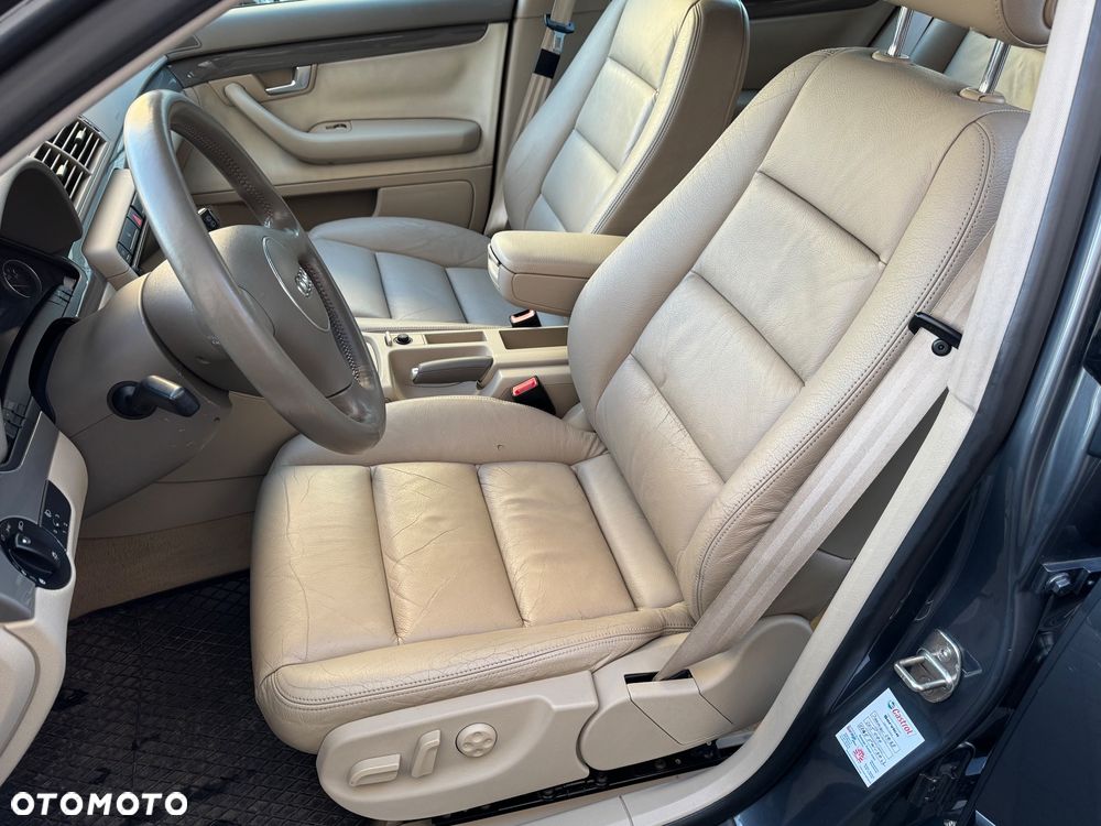 Audi A4 Avant 3.0 Multitronic - 6