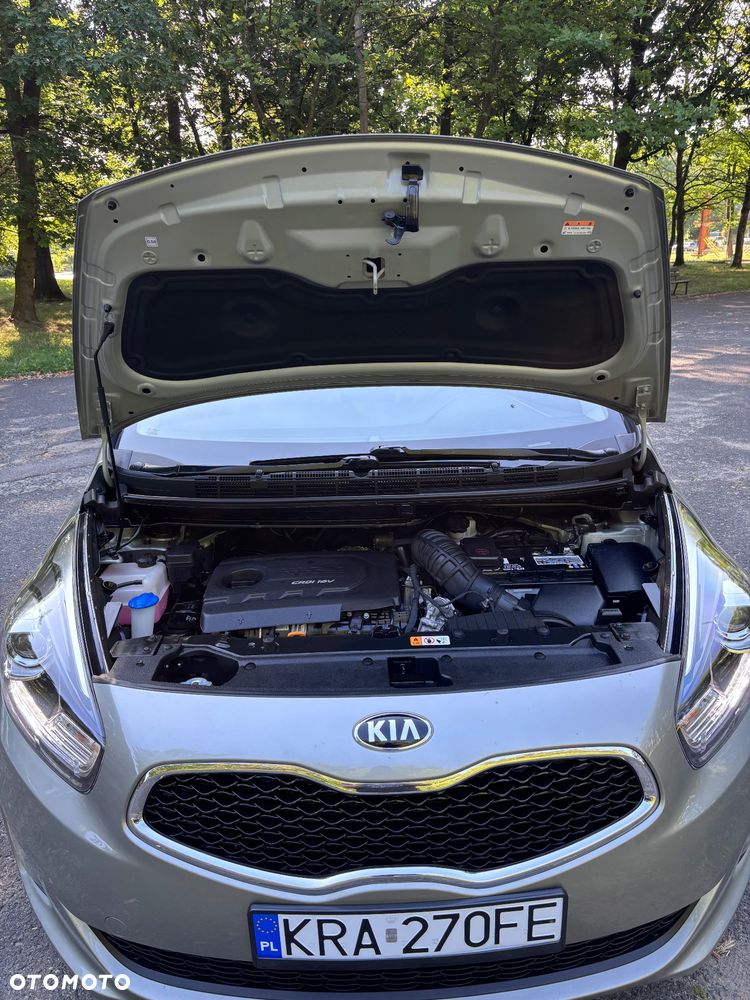 Kia Carens 1.7 CRDi Business Line 7os 7DCT - 18