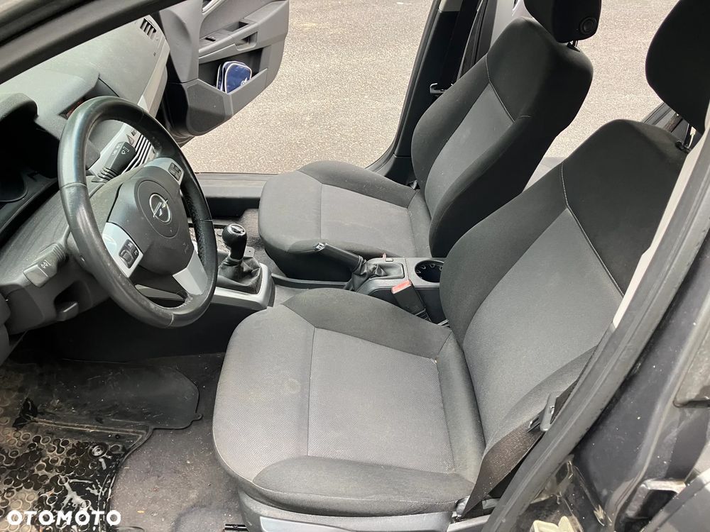 Opel Astra 1.7 CDTI - 11