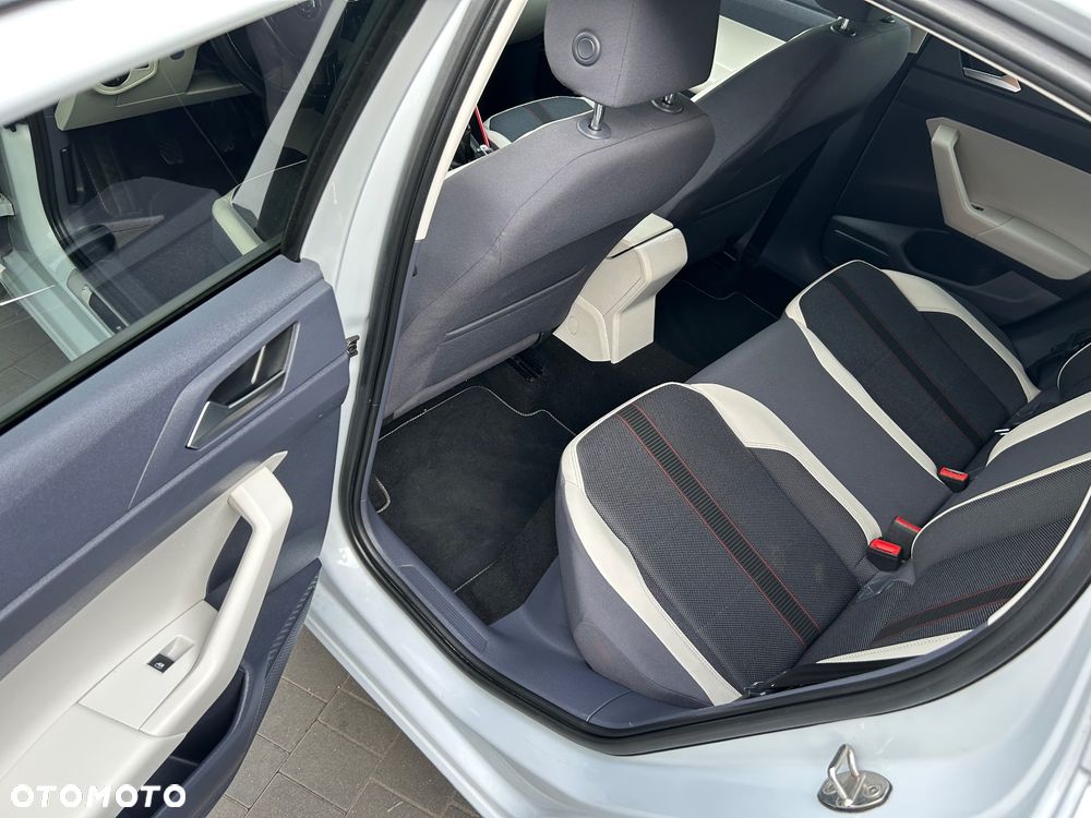 Volkswagen Polo 1.0 TSI OPF beats - 17