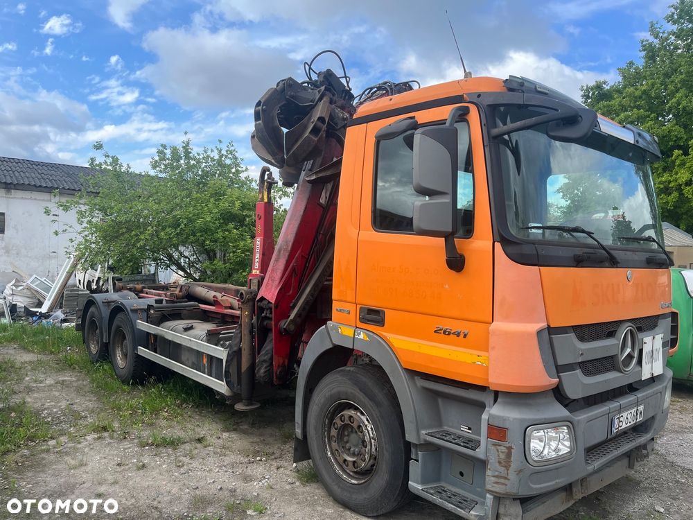Mercedes-Benz Actros - 1