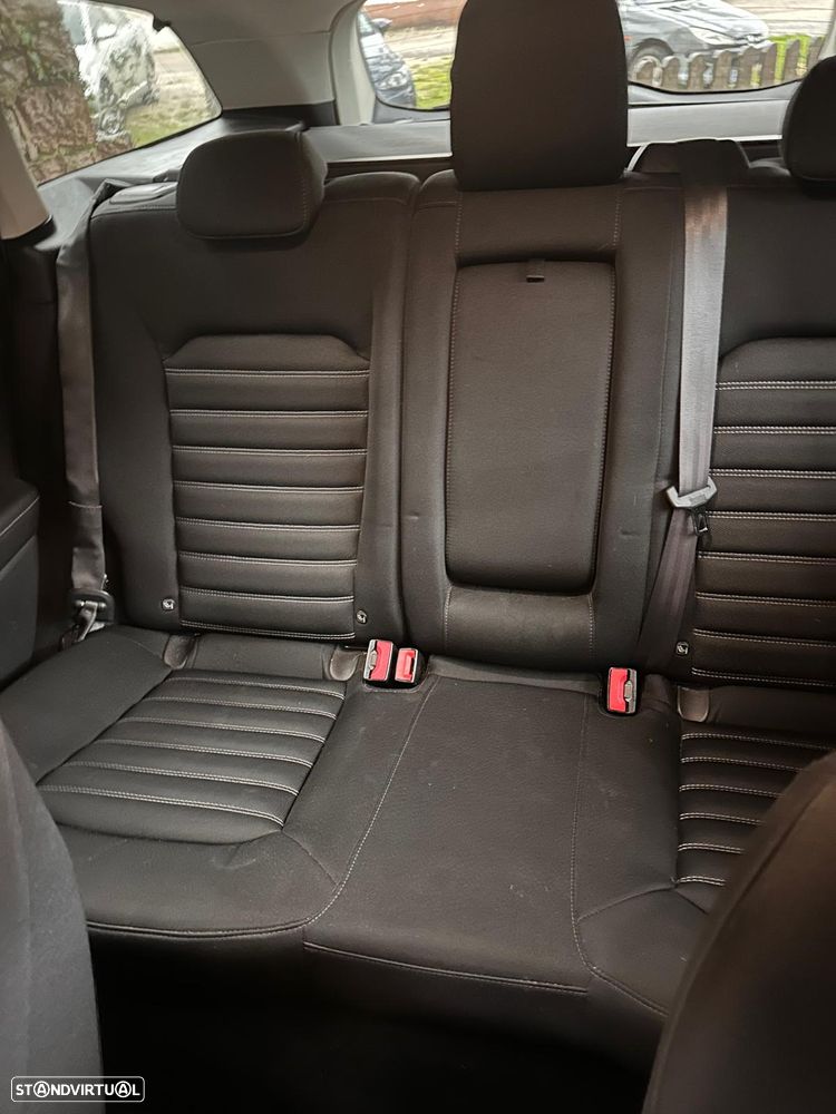 Ford Mondeo SW 1.6 TDCi ECOnetic Start-Stopp Titanium - 5