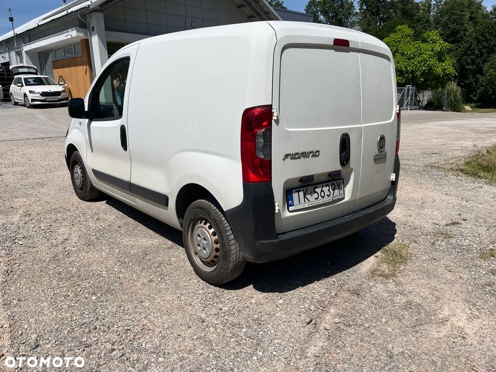 Fiat Fiorino 1.4 Easy - 8