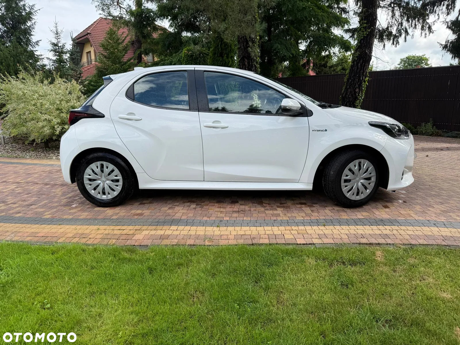 Toyota Yaris Hybrid 1.5 Comfort - 4