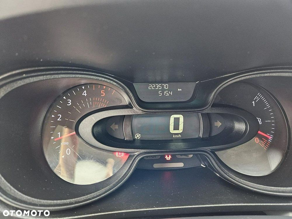 Renault Trafic - 8