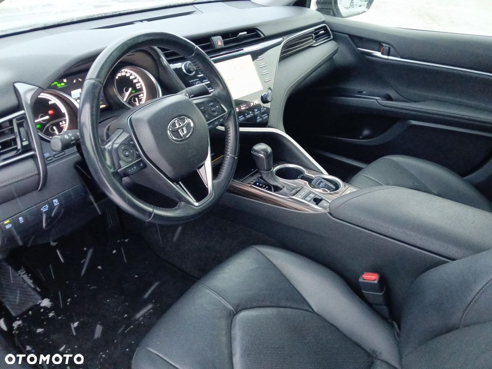 Toyota Camry 2.5 Hybrid Executive CVT - 15