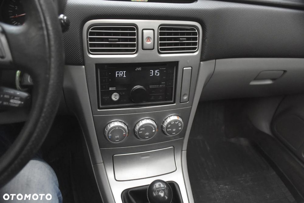 Subaru Forester 2.0X Plus - 15