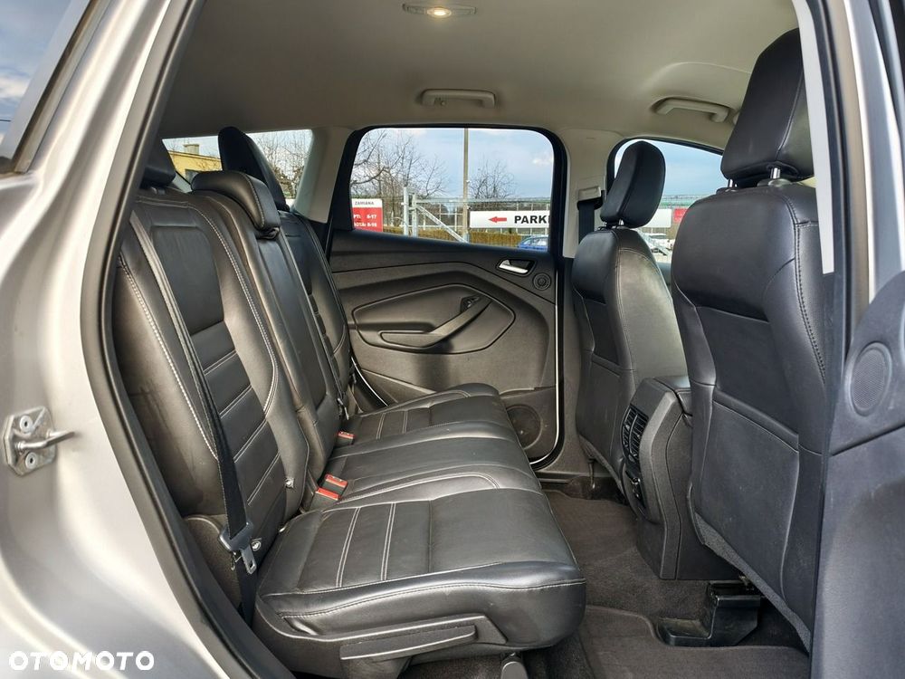 Ford Escape 2.0 EcoBoost AWD Titanium - 13