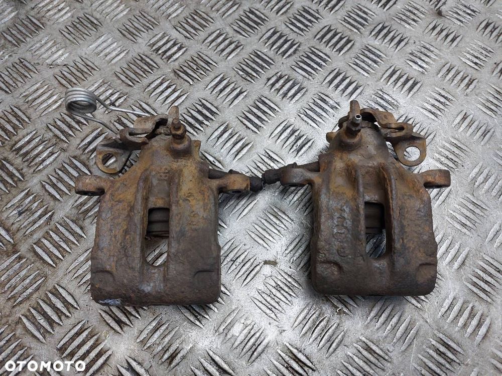 ZACISK HAMULCOWY LEWY TYŁ + PRAWY TYŁ ALHAMBRA MK1 SHARAN GALAXY - 1