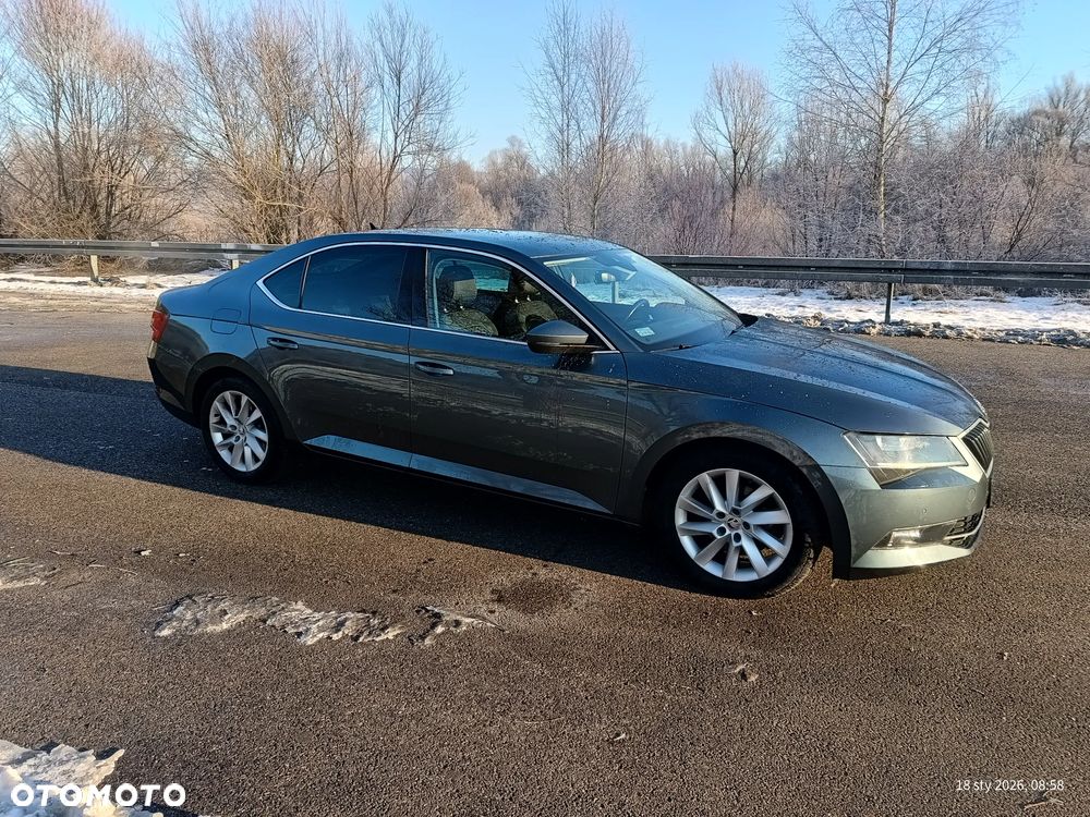 Skoda Superb 2.0 TDI Style DSG7 - 15