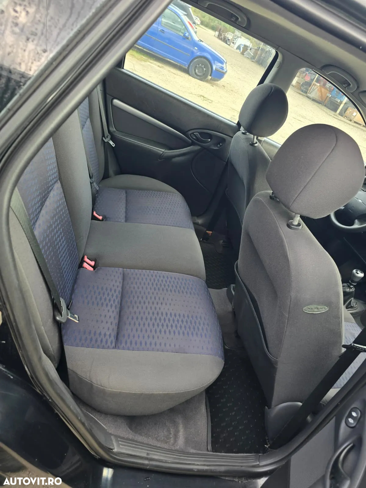 Ford Focus 1.8TDDI Trend - 5
