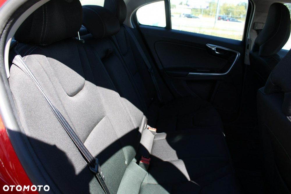 Volvo S60 - 11