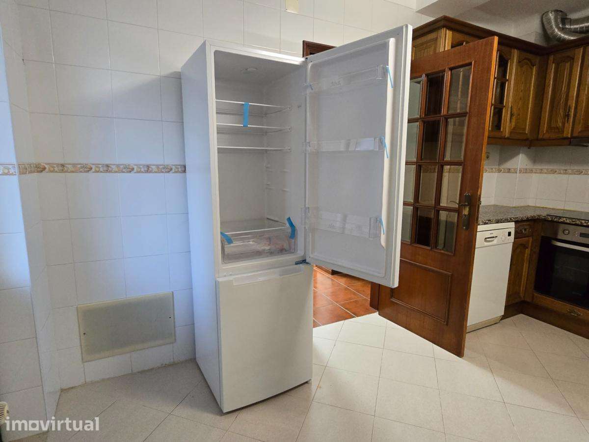 Apartamento com 2 quartos - localizado em São Martinho de Bispo Coi... - Grande imagem: 5/42