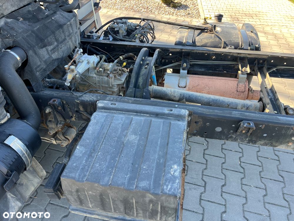 Nissan Atleon 80.140 - 20