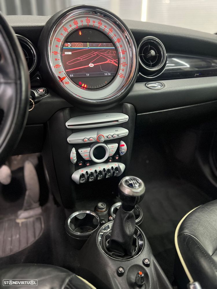 MINI 3 Portas Cooper D - 14