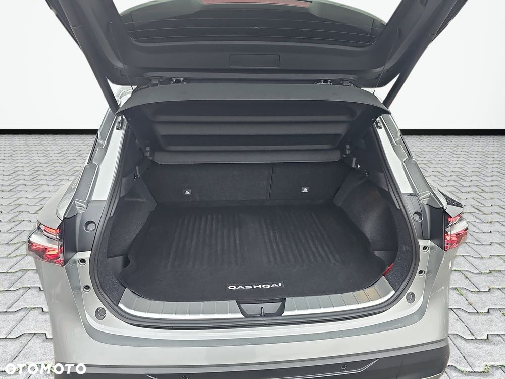 Nissan Qashqai 1.3 DIG-T MHEV N-Connecta Xtronic - 13